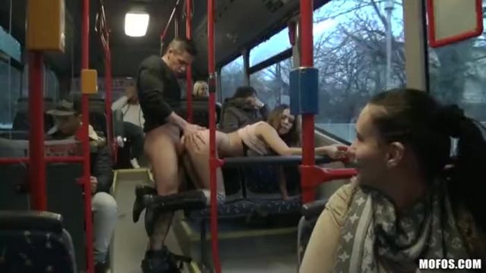 Porno в автобусе
